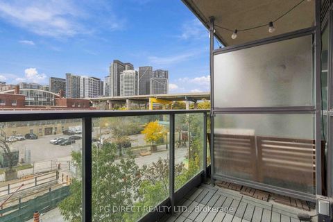Photo 11 at 412 - 231 Fort York Boulevard, Niagara, Toronto