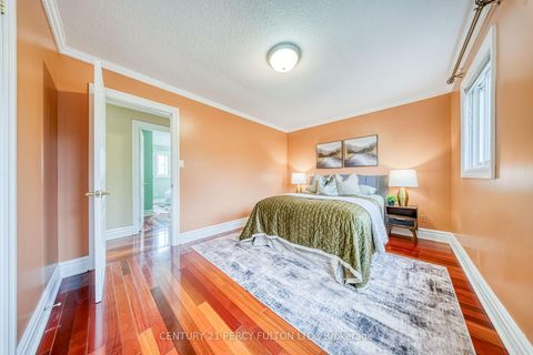Photo 20 at 109 Swinton Crescent, Lakeview Estates, Vaughan