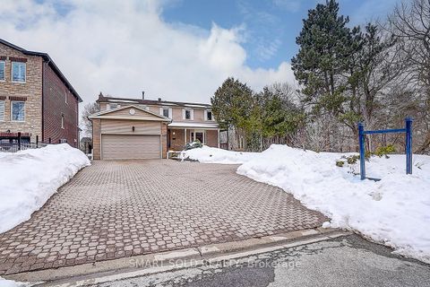 Photo 2 at 197 Garden Avenue, South Richvale, Richmond Hill