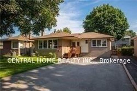 Photo 1 at 446 Taylor Mills Drive S, Crosby, Richmond Hill