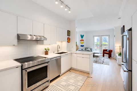 Photo 9 at 609 - 115 Richmond Street E, Yonge Corridor, Toronto
