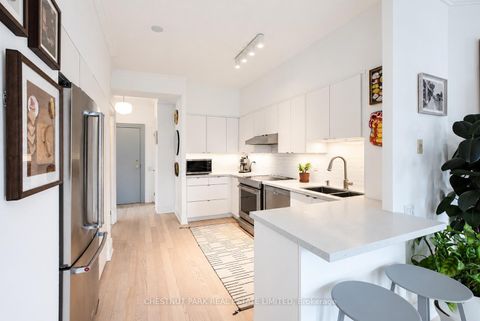 Photo 15 at 609 - 115 Richmond Street E, Yonge Corridor, Toronto
