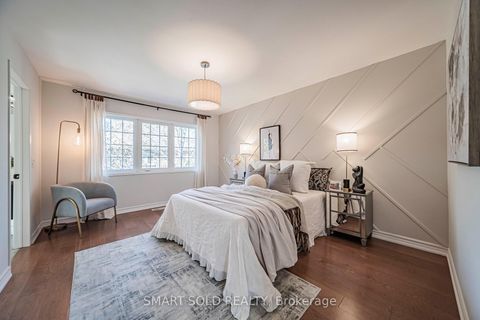 Photo 3 at 82 Ballymore Drive, Bayview Wellington, Aurora