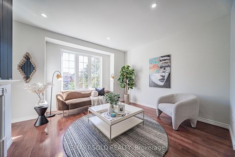 Photo 13 at 82 Ballymore Drive, Bayview Wellington, Aurora