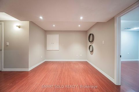 Photo 22 at 82 Ballymore Drive, Bayview Wellington, Aurora