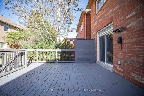 Photo 26 at 82 Ballymore Drive, Bayview Wellington, Aurora