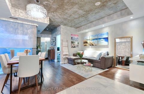 Photo 8 at 422 - 95 Bathurst Street, Waterfront Communities C1, Toronto