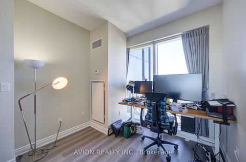 Photo 19 at 5716 - 386 Yonge Street, Bay Street Corridor, Toronto