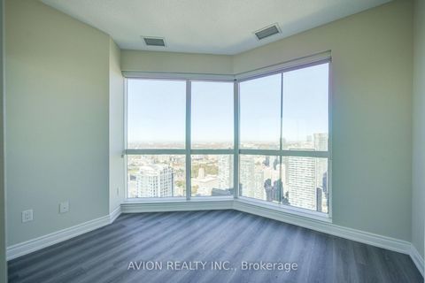 Photo 20 at 5716 - 386 Yonge Street, Bay Street Corridor, Toronto