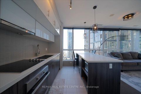 Photo 10 at 2808 - 8 Mercer Street, Waterfront Communities C1, Toronto