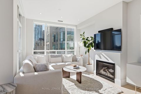 Photo 5 at 1002 - 980 Yonge Street, Annex, Toronto