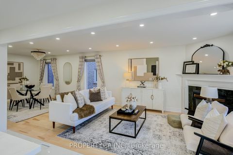 Photo 11 at 131 Giotto Crescent, Maple, Vaughan