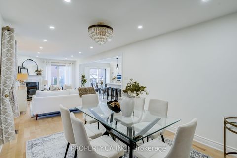 Photo 17 at 131 Giotto Crescent, Maple, Vaughan