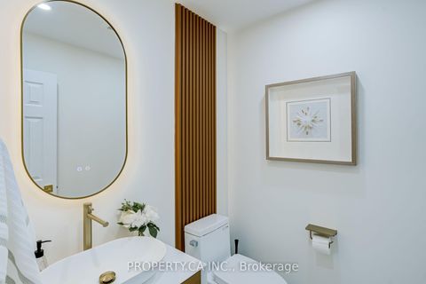 Photo 18 at 131 Giotto Crescent, Maple, Vaughan