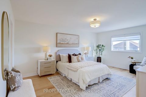Photo 21 at 131 Giotto Crescent, Maple, Vaughan
