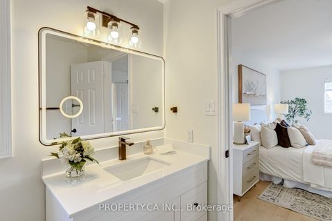 Photo 25 at 131 Giotto Crescent, Maple, Vaughan