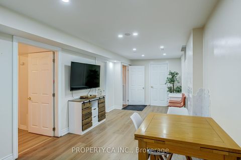 Photo 38 at 131 Giotto Crescent, Maple, Vaughan