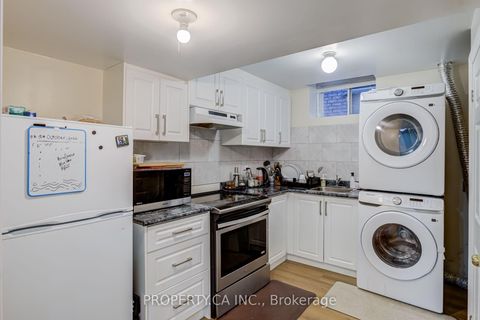 Photo 39 at 131 Giotto Crescent, Maple, Vaughan