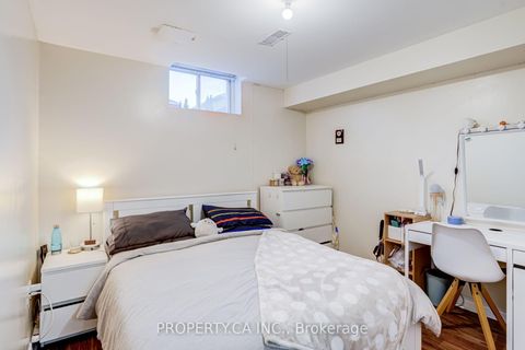 Photo 40 at 131 Giotto Crescent, Maple, Vaughan