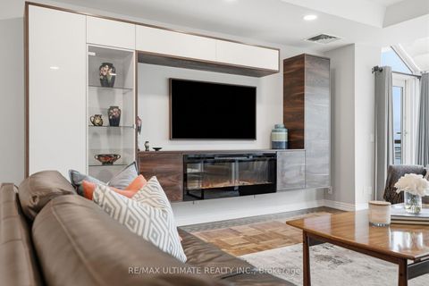 Photo 12 at 1105 - 211 Queens Quay W, Waterfront Communities C1, Toronto