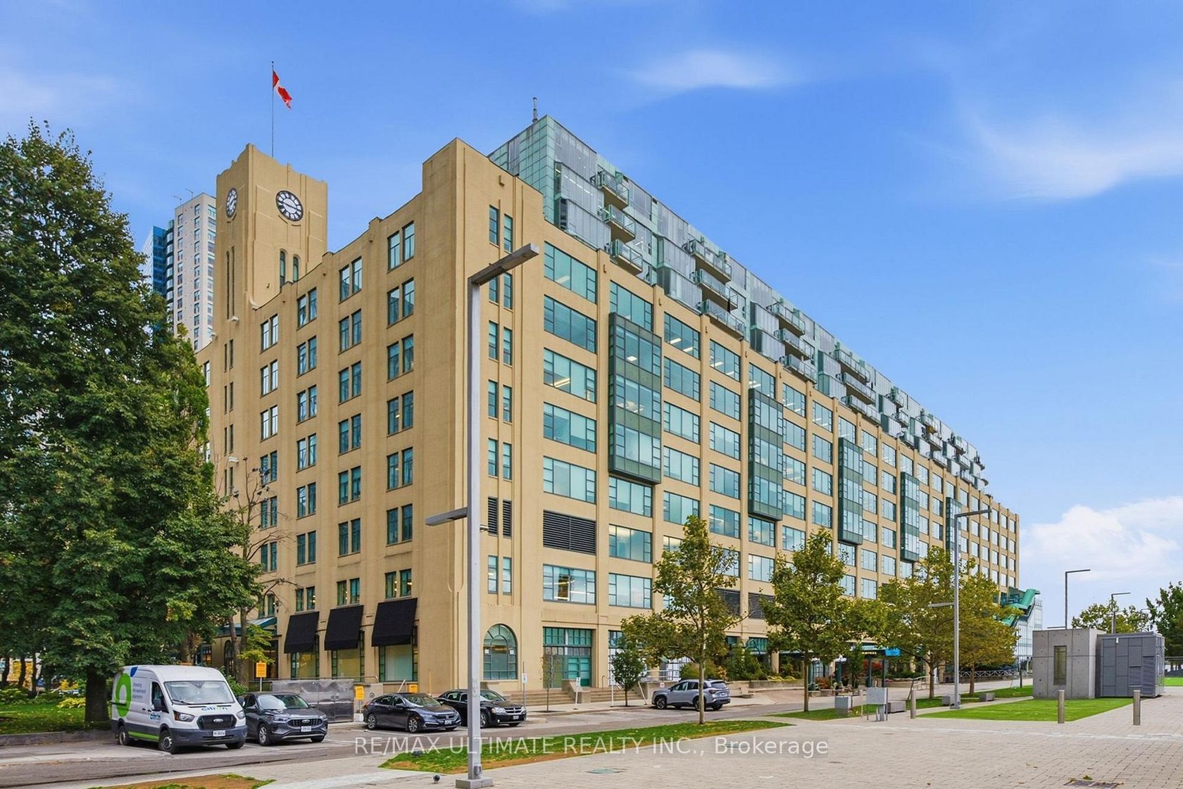 1105 - 211 Queens Quay W, Waterfront Communities C1, Toronto photo number 2