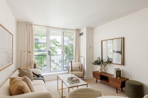 Photo 8 at 402 - 188 Redpath Avenue, Mount Pleasant West, Toronto