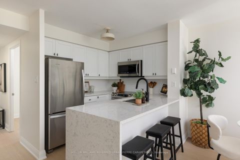 Photo 17 at 402 - 188 Redpath Avenue, Mount Pleasant West, Toronto