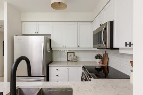 Photo 19 at 402 - 188 Redpath Avenue, Mount Pleasant West, Toronto