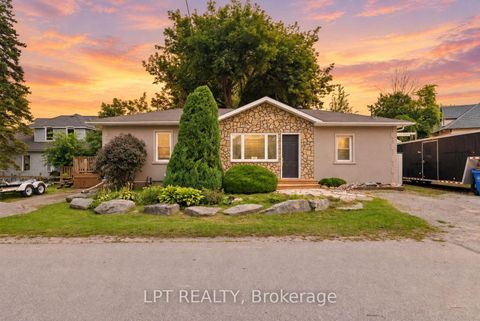 Photo 7 at 427 Lake Drive E, Historic Lakeshore Communities, Georgina
