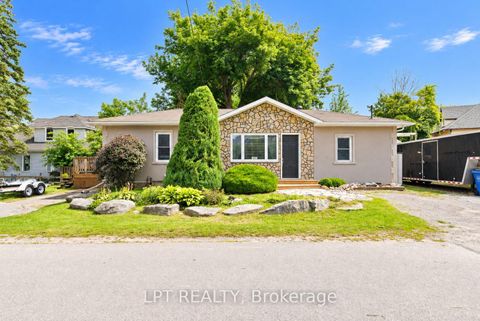 Photo 8 at 427 Lake Drive E, Historic Lakeshore Communities, Georgina