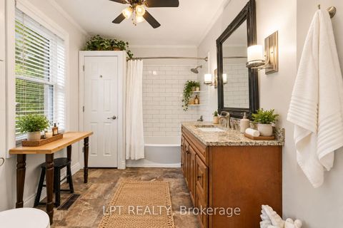 Photo 27 at 427 Lake Drive E, Historic Lakeshore Communities, Georgina
