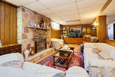 Photo 15 at 182 Dew Street, King City, King