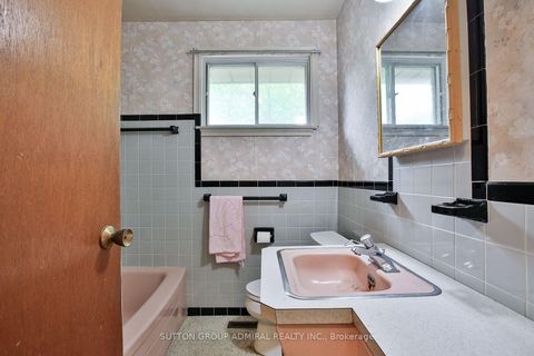 Photo 14 at 191 Driscoll Road, Mill Pond, Richmond Hill