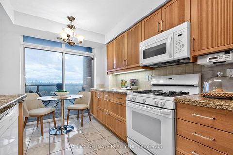 Photo 12 at 1605 - 265 Ridley Boulevard, Nortown, Toronto