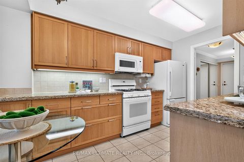 Photo 13 at 1605 - 265 Ridley Boulevard, Nortown, Toronto