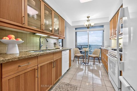 Photo 15 at 1605 - 265 Ridley Boulevard, Nortown, Toronto