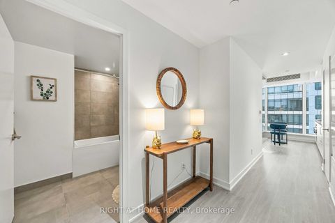 Photo 6 at 5205 - 8 Wellesley Street W, Bay Street Corridor, Toronto