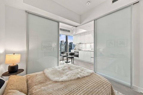 Photo 20 at 5205 - 8 Wellesley Street W, Bay Street Corridor, Toronto