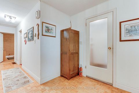 Photo 4 at 12603 Leslie Street, Rural Richmond Hill, Richmond Hill