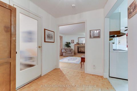 Photo 5 at 12603 Leslie Street, Rural Richmond Hill, Richmond Hill