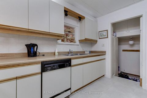 Photo 11 at 12603 Leslie Street, Rural Richmond Hill, Richmond Hill