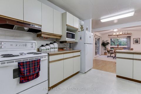 Photo 12 at 12603 Leslie Street, Rural Richmond Hill, Richmond Hill