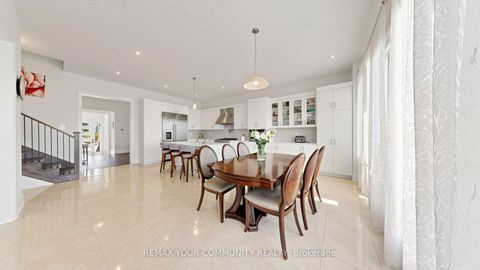 Photo 10 at 9 Backhouse Drive, Rural Richmond Hill, Richmond Hill