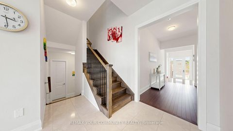 Photo 19 at 9 Backhouse Drive, Rural Richmond Hill, Richmond Hill