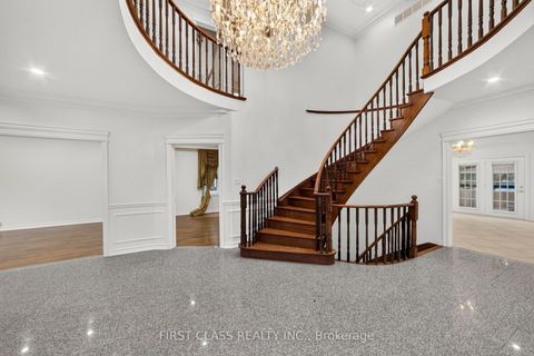 Photo 2 at 67 Black Walnut Crescent, Langstaff, Richmond Hill