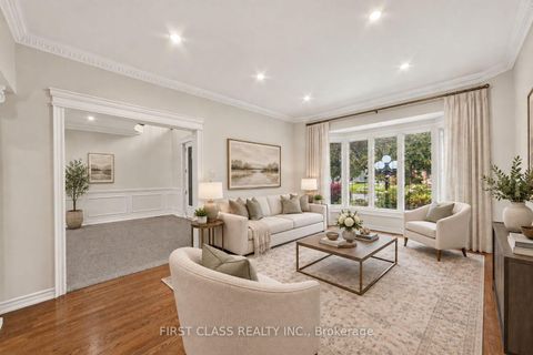 Photo 3 at 67 Black Walnut Crescent, Langstaff, Richmond Hill