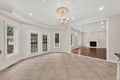 Photo 10 at 67 Black Walnut Crescent, Langstaff, Richmond Hill