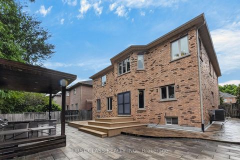 Photo 44 at 67 Black Walnut Crescent, Langstaff, Richmond Hill