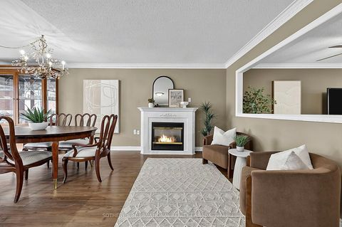 Photo 2 at 4 Brecken Drive, Keswick South, Georgina