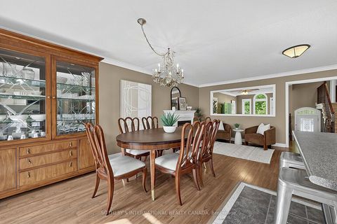 Photo 11 at 4 Brecken Drive, Keswick South, Georgina
